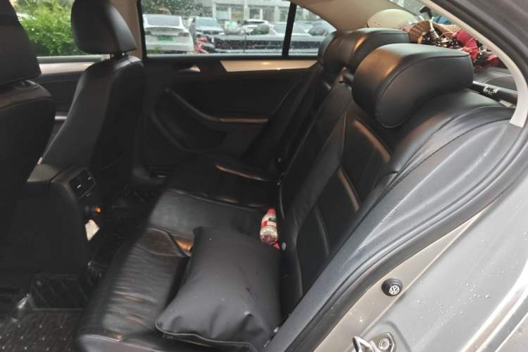 Used Volkswagen Sagitar 2012 1.4TSI Manual Luxury Model Left Rear Seat