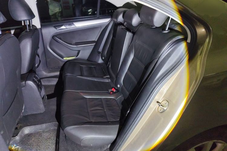 Used Volkswagen Sagitar 2012 1.6L Automatic Comfort Edition Left Rear Seat