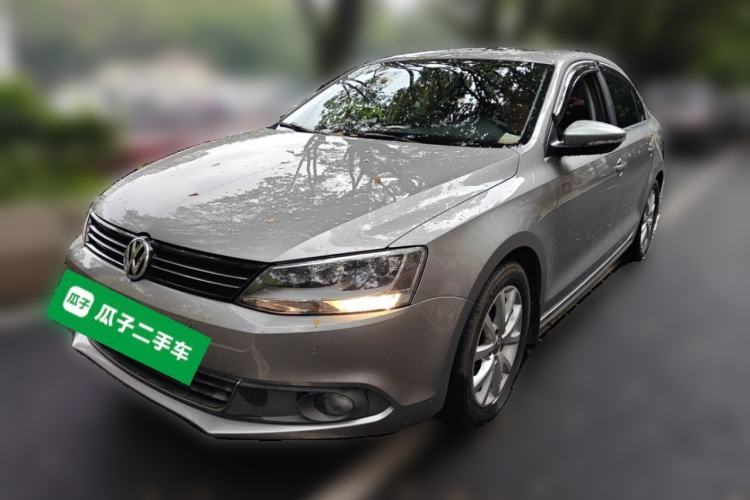 Used Volkswagen Sagitar 2012 1.4TSI Manual Luxury Model Guazi used car, China used car export, Used car for sale, Used  cars, Cheapest cars for sale