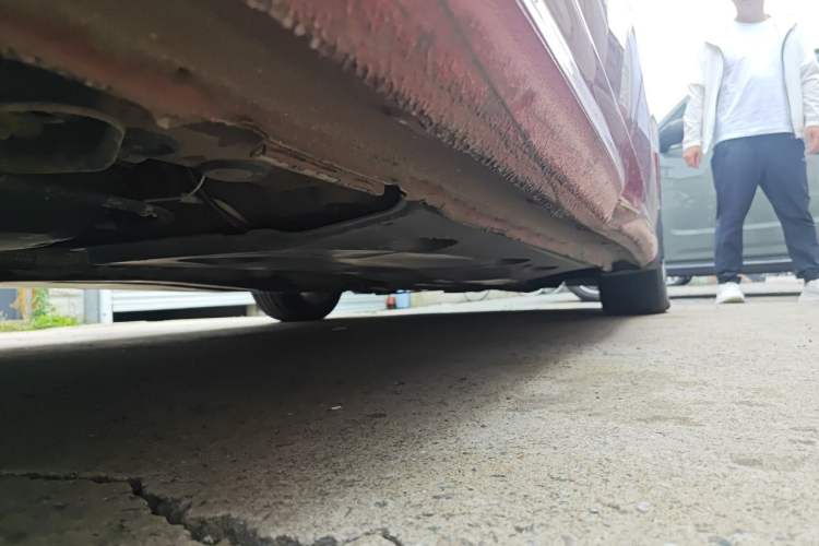 Used Volkswagen Sagitar 2012 1.6L Manual Comfort Model Chassis Rear Right