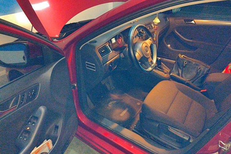Used Volkswagen Sagitar 2012 1.6L Automatic Fashion Edition Driver Seat