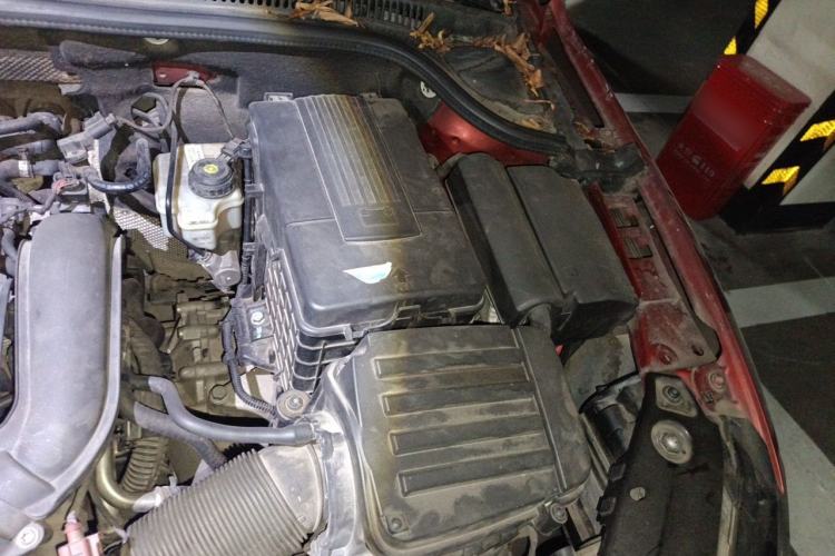 Used Volkswagen Sagitar 2012 1.4TSI Automatic Luxury Edition Engine Bay Left