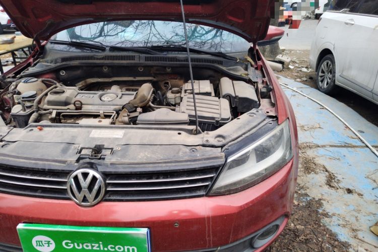 Used Volkswagen Sagitar 2012 1.4TSI Manual Luxury Model Engine Bay Left