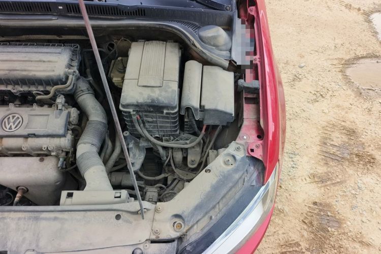 Used Volkswagen Sagitar 2012 1.6L Automatic Comfort Edition Engine Bay Left