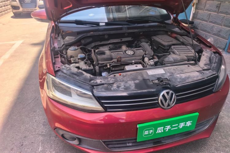 Used Volkswagen Sagitar 2012 1.4TSI Automatic Luxury Edition Engine Bay Right