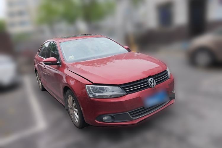 Used Volkswagen Sagitar 2012 1.4TSI Automatic Luxury Edition Front Right 45 Deg