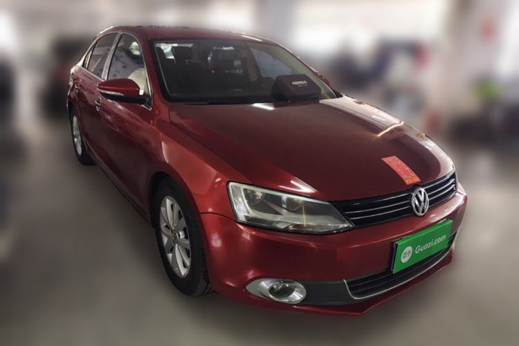 Used Volkswagen Sagitar 2012 1.4TSI Manual Luxury Model Front Right 45 Deg