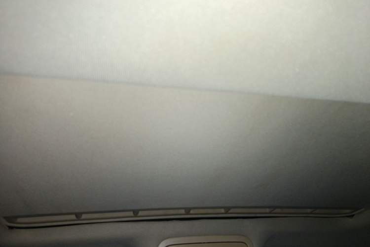 Used Volkswagen Sagitar 2012 1.4TSI Automatic Luxury Edition Headliner