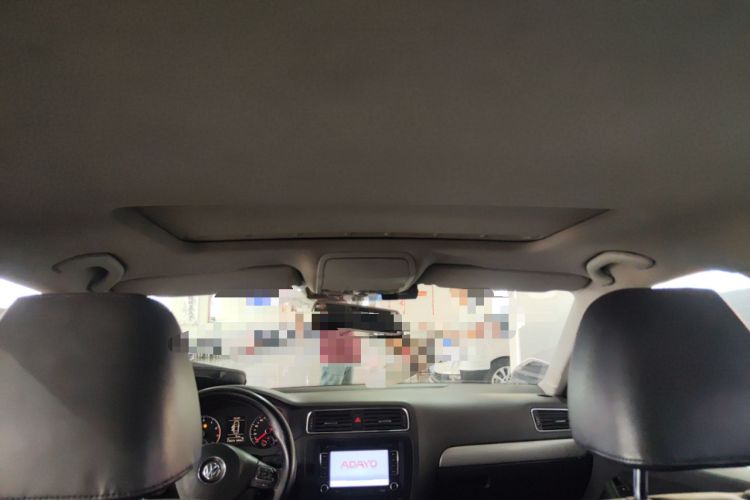 Used Volkswagen Sagitar 2012 1.4TSI Manual Luxury Model Headliner