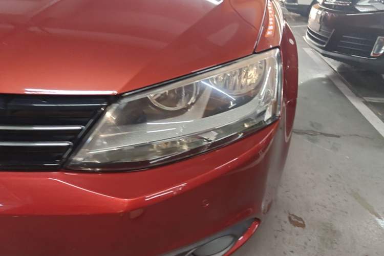 Used Volkswagen Sagitar 2012 1.4TSI Automatic Luxury Edition Left Front Headlight