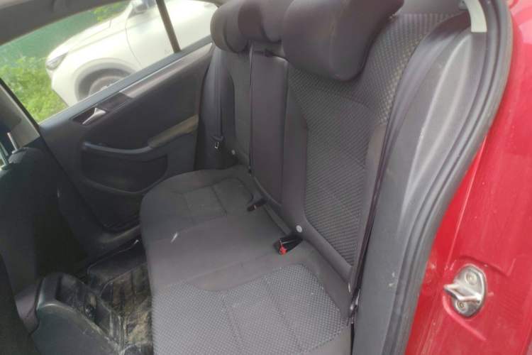 Used Volkswagen Sagitar 2012 1.6L Automatic Fashion Edition Left Rear Seat