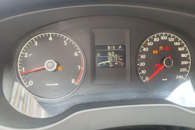 Used Volkswagen Sagitar 2012 1.6L Automatic Comfort Edition Odometer Close Up