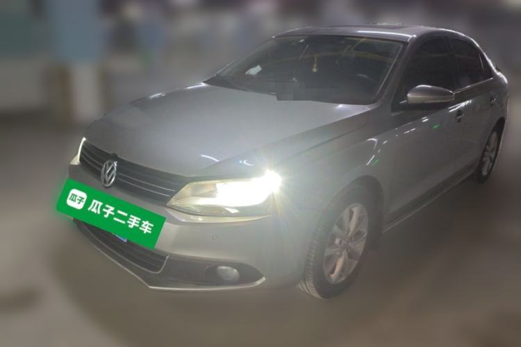 Used Volkswagen Sagitar 2012 1.4TSI Automatic Luxury Edition Guazi used car, China used car export, Used car for sale, Used cars, Cheapest cars for sale
