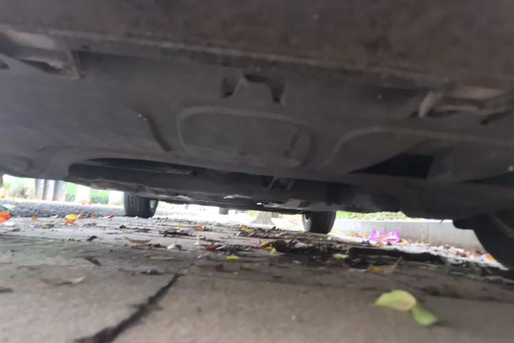 Used Volkswagen Sagitar 2012 1.6L Manual Comfort Model Chassis Front