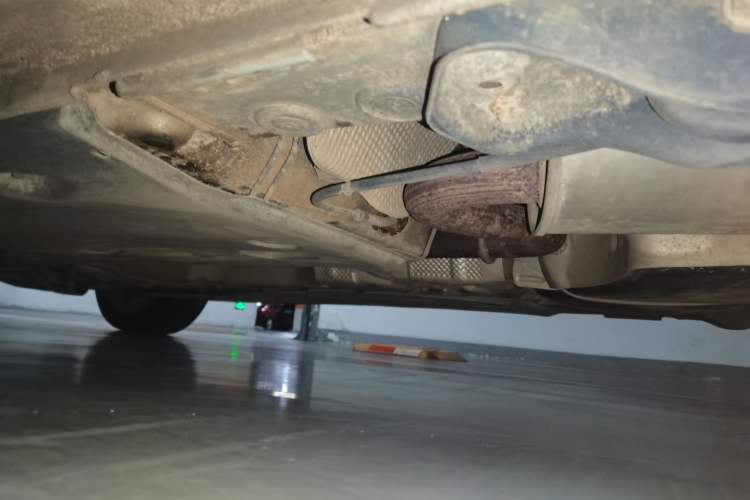 Used Volkswagen Sagitar 2012 1.6L Automatic Comfort Edition Chassis Rear Left