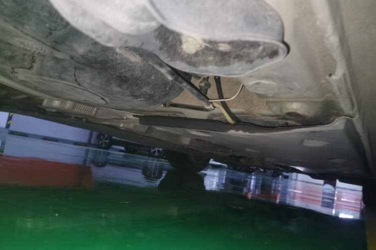 Used Volkswagen Sagitar 2012 1.6L Manual Comfort Model Chassis Rear Right
