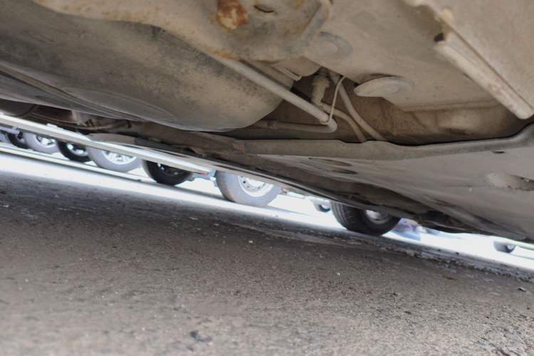 Used Volkswagen Sagitar 2012 1.6L Manual Comfort Model Chassis Rear Right