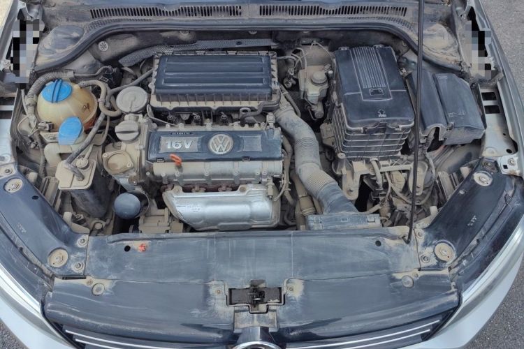 Used Volkswagen Sagitar 2012 1.6L Automatic Comfort Edition Engine Bay