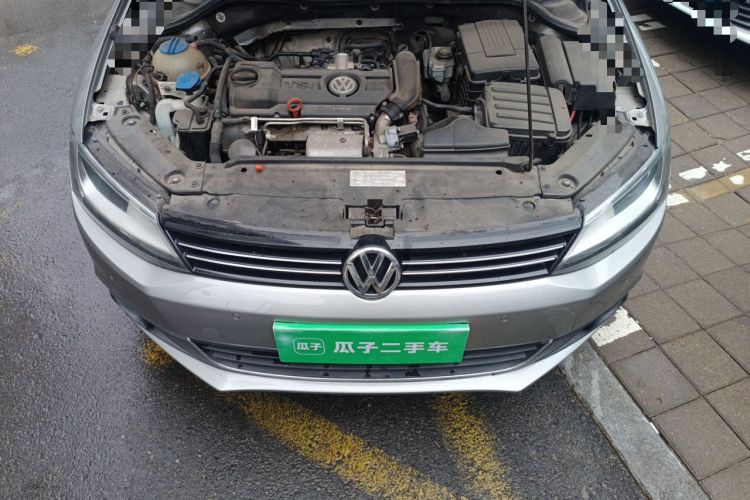 Used Volkswagen Sagitar 2012 1.4TSI Manual Luxury Model Engine Bay