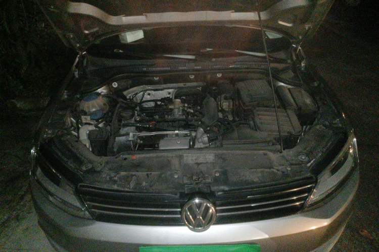 Used Volkswagen Sagitar 2012 1.4TSI Automatic Fashion Edition Engine Bay