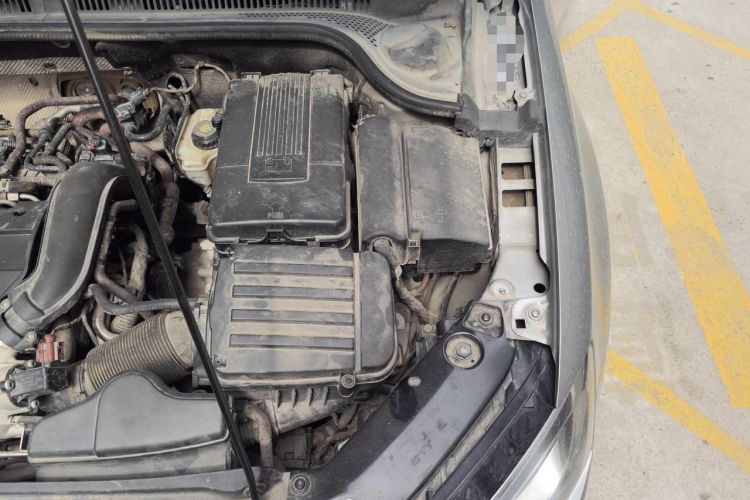 Used Volkswagen Sagitar 2012 1.4TSI Automatic Luxury Edition Engine Bay Left