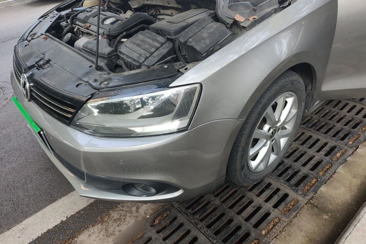 Used Volkswagen Sagitar 2012 1.4TSI Automatic Luxury Edition Engine Bay Left