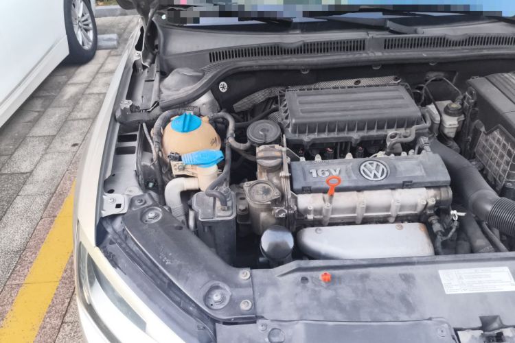 Used Volkswagen Sagitar 2012 1.6L Automatic Comfort Edition Engine Bay Right
