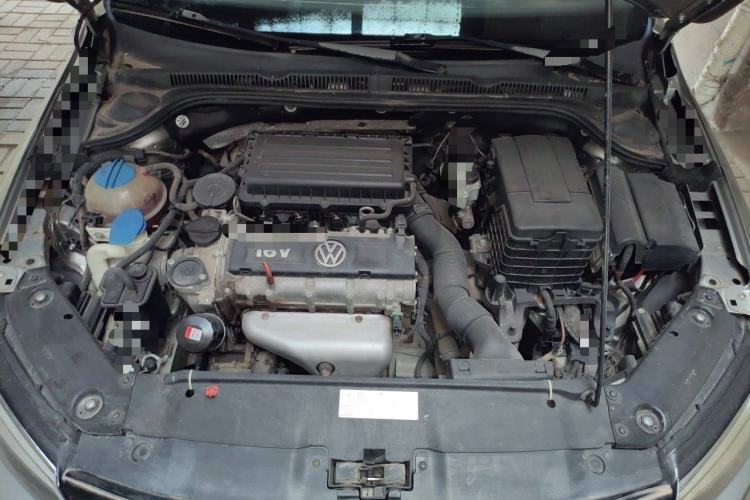 Used Volkswagen Sagitar 2012 1.6L Automatic Comfort Edition Engine Bay