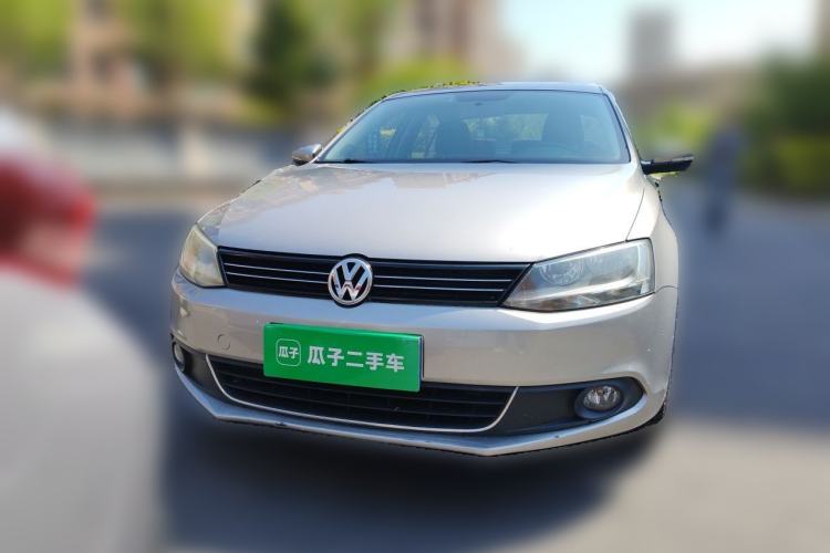 Used Volkswagen Sagitar 2012 1.6L Automatic Comfort Edition Front
