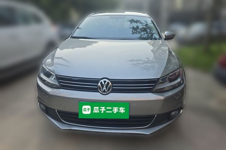 Used Volkswagen Sagitar 2012 1.6L Automatic Comfort Edition Front