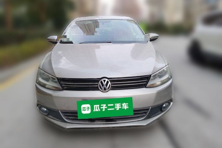 Used Volkswagen Sagitar 2012 1.6L Manual Comfort Model Front
