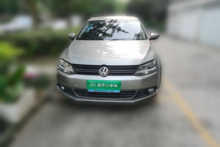 Used Volkswagen Sagitar 2012 1.4TSI Manual Luxury Model Front