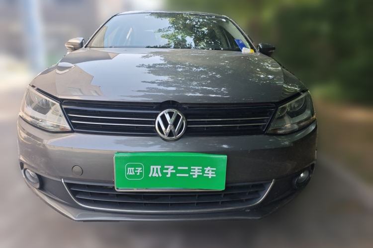Used Volkswagen Sagitar 2012 1.6L Automatic Comfort Edition Front