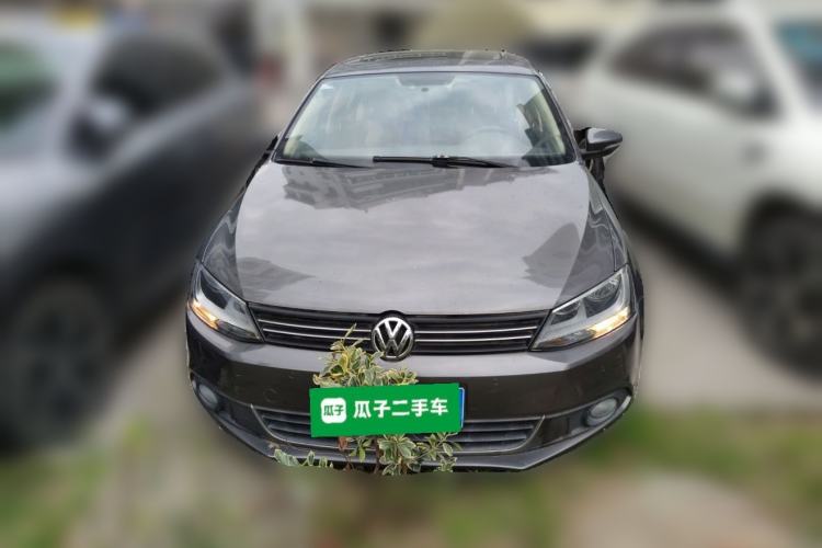 Used Volkswagen Sagitar 2012 1.4TSI Automatic Luxury Edition Front