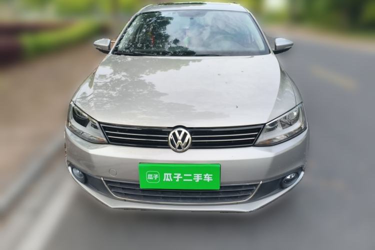 Used Volkswagen Sagitar 2012 1.6L Automatic Comfort Edition Front