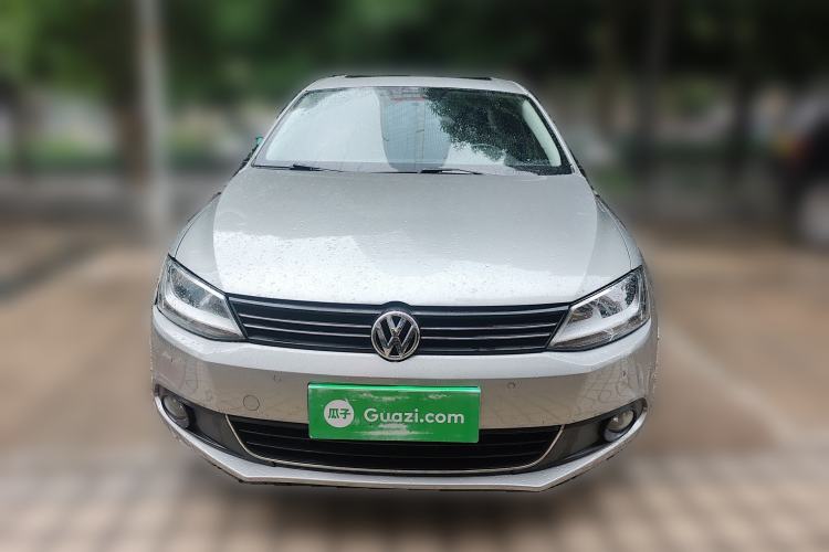 Used Volkswagen Sagitar 2012 1.4TSI Automatic Luxury Edition Front