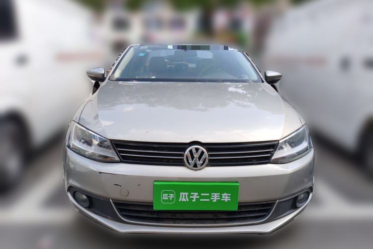 Used Volkswagen Sagitar 2012 1.6L Manual Comfort Model Front
