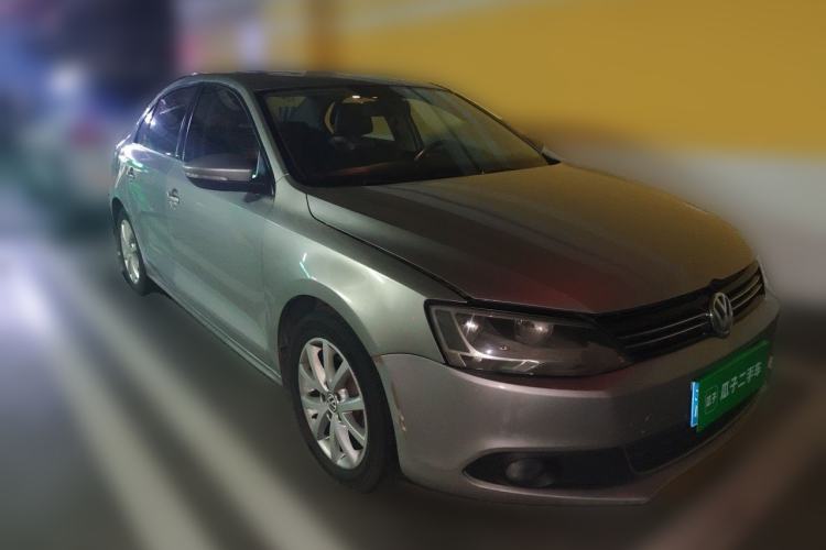 Used Volkswagen Sagitar 2012 1.6L Automatic Comfort Edition Front Right 45 Deg