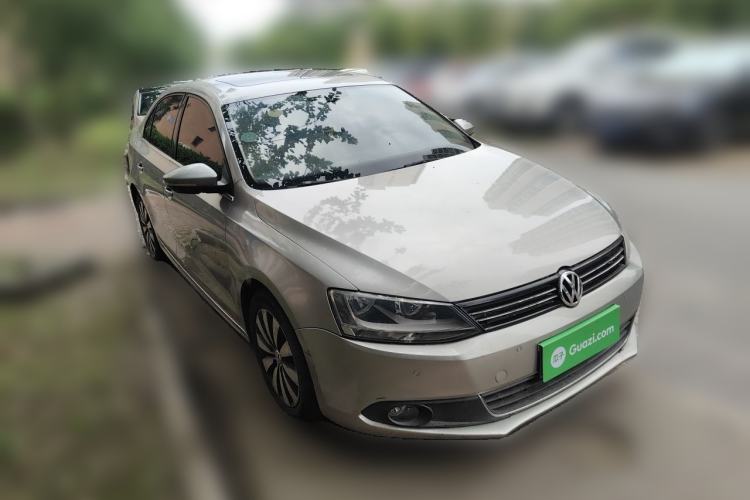 Used Volkswagen Sagitar 2012 1.4TSI Automatic Flagship Edition Front Right 45 Deg