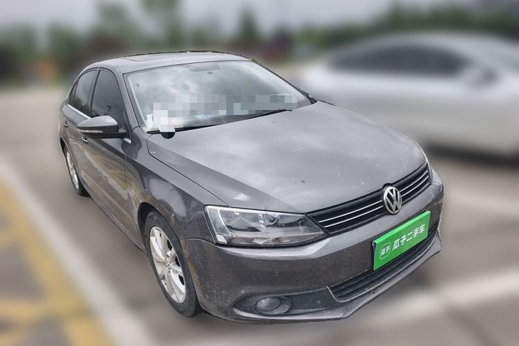 Used Volkswagen Sagitar 2012 1.4TSI Automatic Luxury Edition Front Right 45 Deg