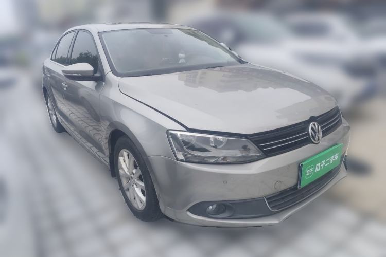 Used Volkswagen Sagitar 2012 1.4TSI Automatic Luxury Edition Front Right 45 Deg