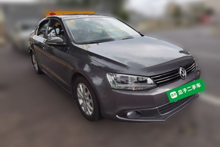 Used Volkswagen Sagitar 2012 1.4TSI Automatic Luxury Edition Front Right 45 Deg