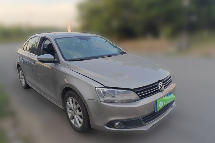 Used Volkswagen Sagitar 2012 1.6L Automatic Comfort Edition Front Right 45 Deg