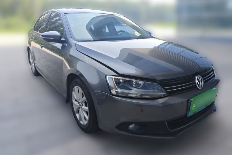 Used Volkswagen Sagitar 2012 1.4TSI Manual Luxury Model Front Right 45 Deg