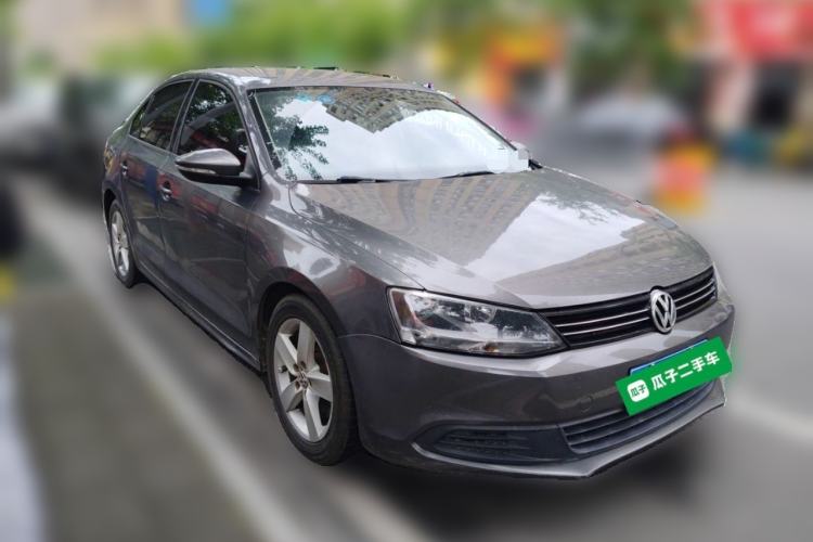 Used Volkswagen Sagitar 2012 1.6L Automatic Fashion Edition Front Right 45 Deg