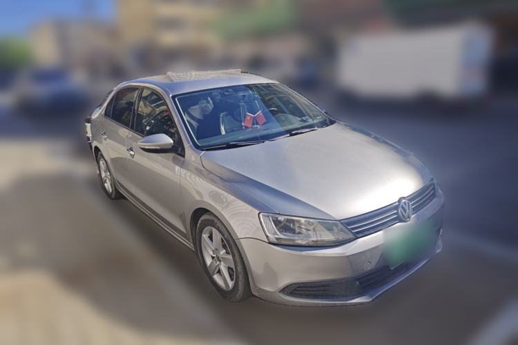 Used Volkswagen Sagitar 2012 1.6L Automatic Fashion Edition Front Right 45 Deg