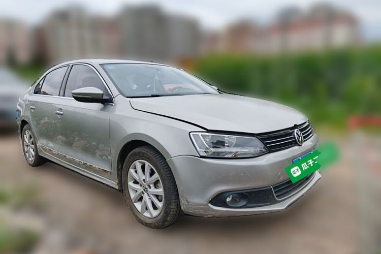 Used Volkswagen Sagitar 2012 1.4TSI Automatic Luxury Edition Front Right 45 Deg