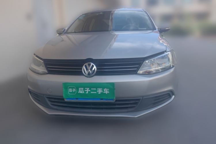 Used Volkswagen Sagitar 2012 1.6L Manual Fashion Edition Front