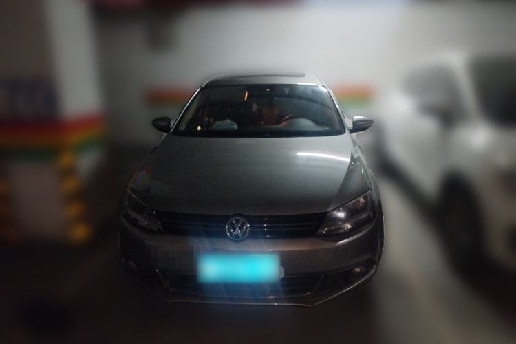Used Volkswagen Sagitar 2012 1.6L Automatic Comfort Edition Front