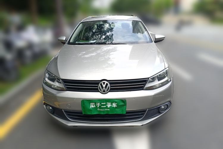 Used Volkswagen Sagitar 2012 1.4TSI Automatic Luxury Edition Front